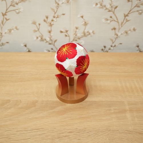 <span class="title">小まり～紅梅～7,000円(税込)高さ10cm</span>